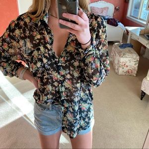 Floral Flowy button done tunic